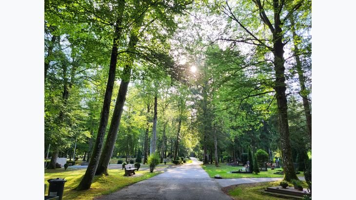 Bürgersprechstunde zur künftigen Gestaltung des Geretsrieder Waldfriedhofs